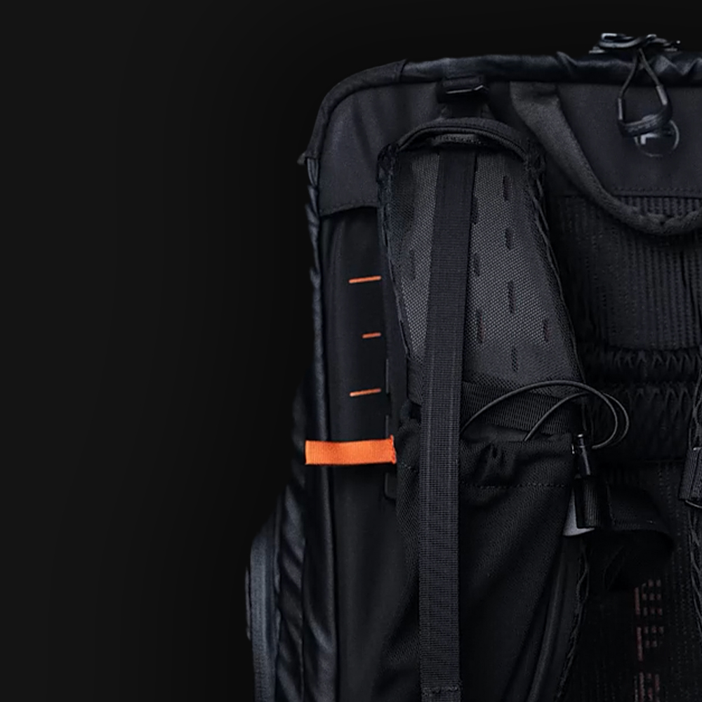 Turistický fotobatoh PGYTECH OnePro Flex Backpack 40L (Space Black) + Camera Insert M