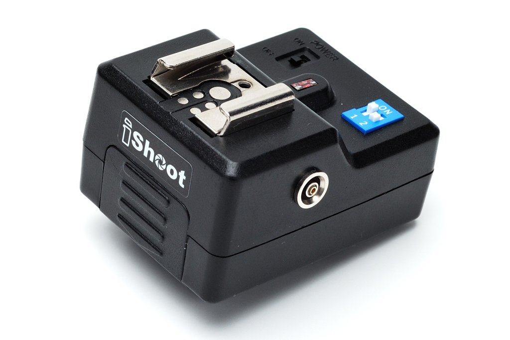 Univerzální bezdrátový odpalovač blesků s 3x přijímači iSHOOT PT-04