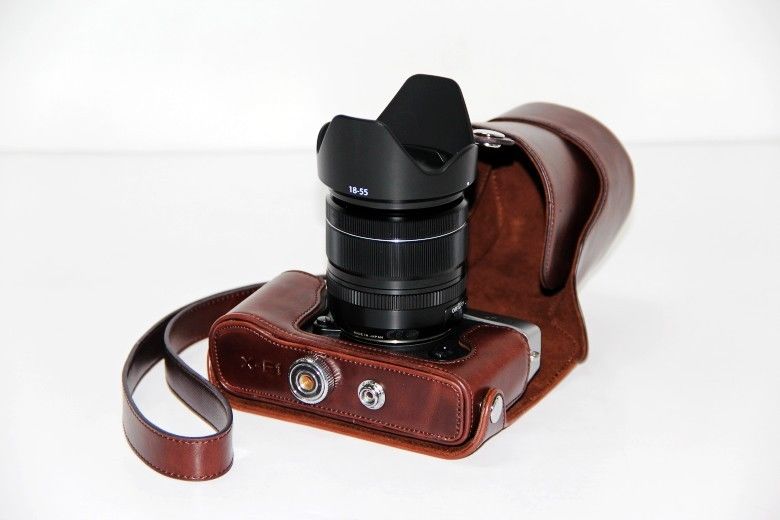 Kožené pouzdro pro FUJIFILM X-E2 tmavě hnědé