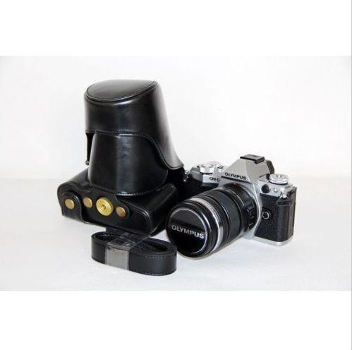 Kožené pouzdro pro Olympus OM - D E-M5 Mark II černé malé