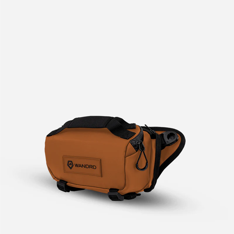 Fotobrašna WANDRD ROGUE Sling 3L Sedona Orange