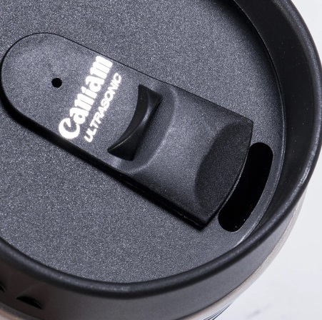 Termohrnek objektiv Canon Caniam EF 24-105mm s uzávěrem, bílá verze