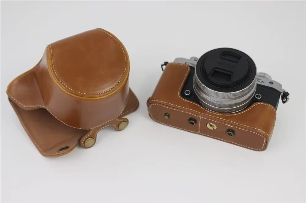 Kožené pouzdro pro Nikon Z fc, světle hnědé