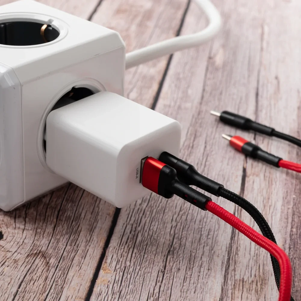 Opletený kabel Caruba USB-C na USB-C 60W, 1 m, černý