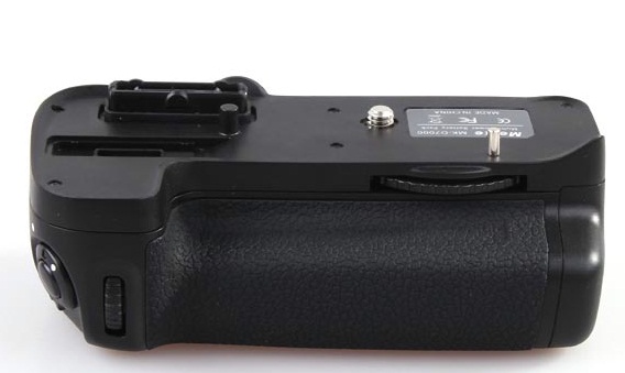 Bateriový grip Meike pro NIKON D7000 Battery grip ( MB-D11)