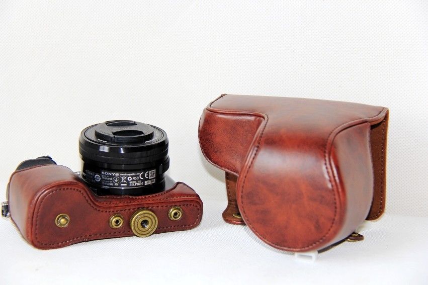 Kožené pouzdro pro SONY ALPHA A6000 / A6300 / A6400 tmavě hnědé