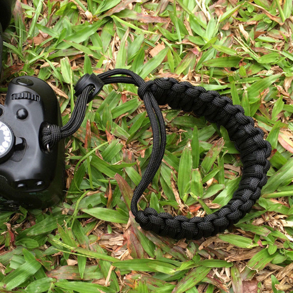 Bytelné poutko pro fotoaparát na ruku