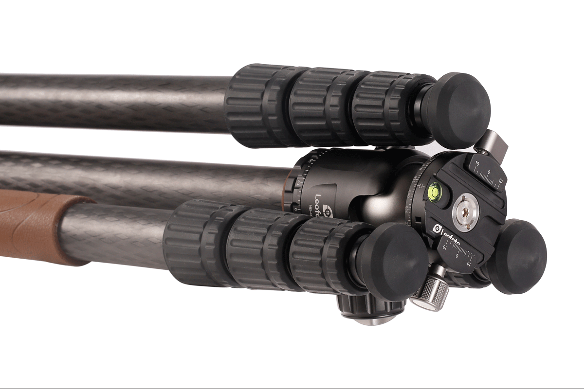 Fotostativ Leofoto Armour LN-324C s hlavou NB46