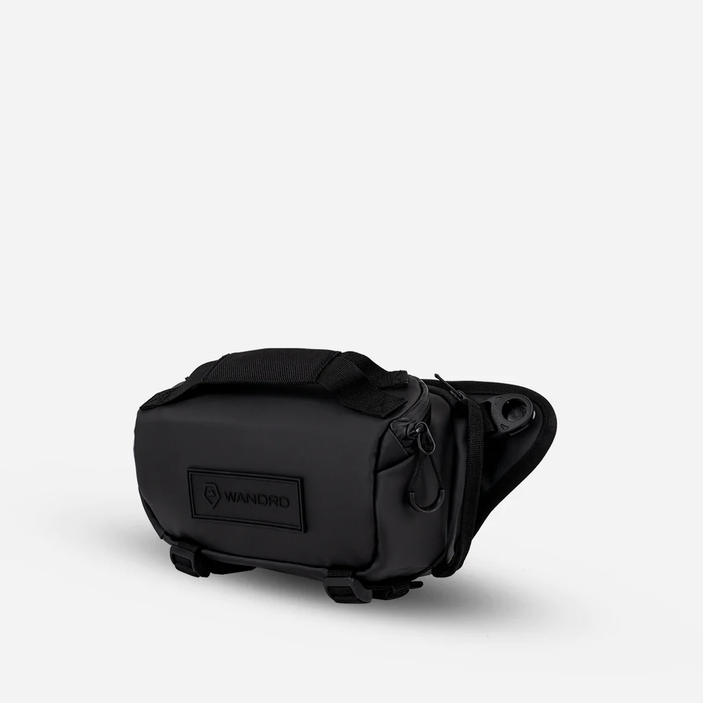 Fotobrašna WANDRD ROGUE Sling 3L Black