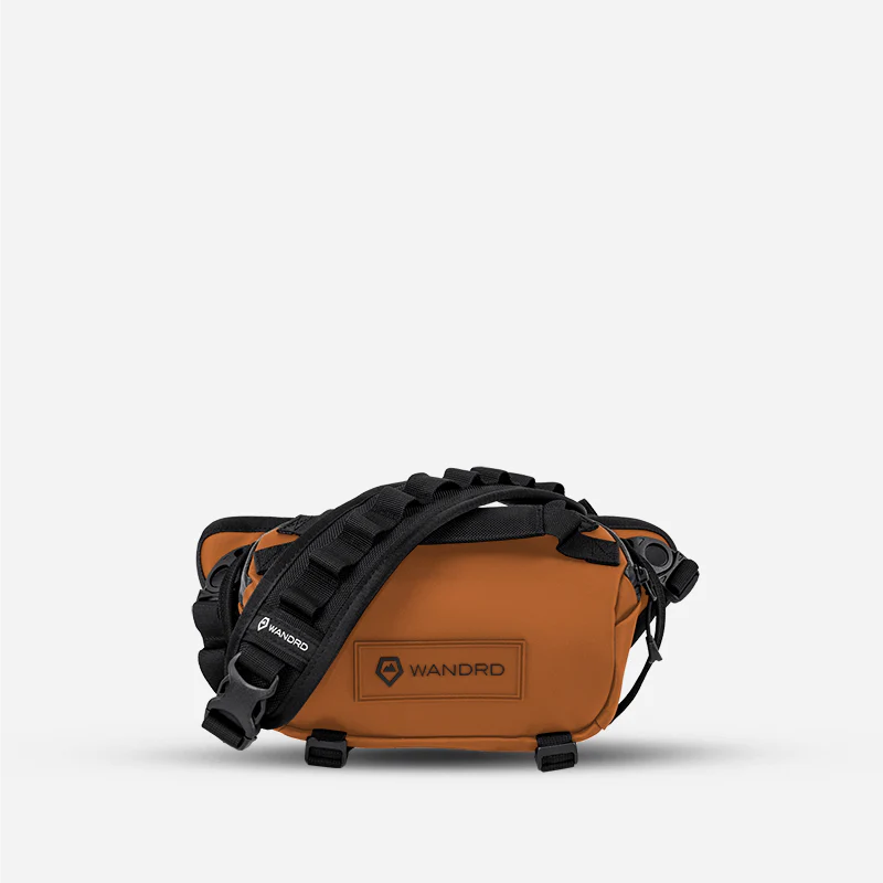 Fotobrašna WANDRD ROGUE Sling 3L Sedona Orange
