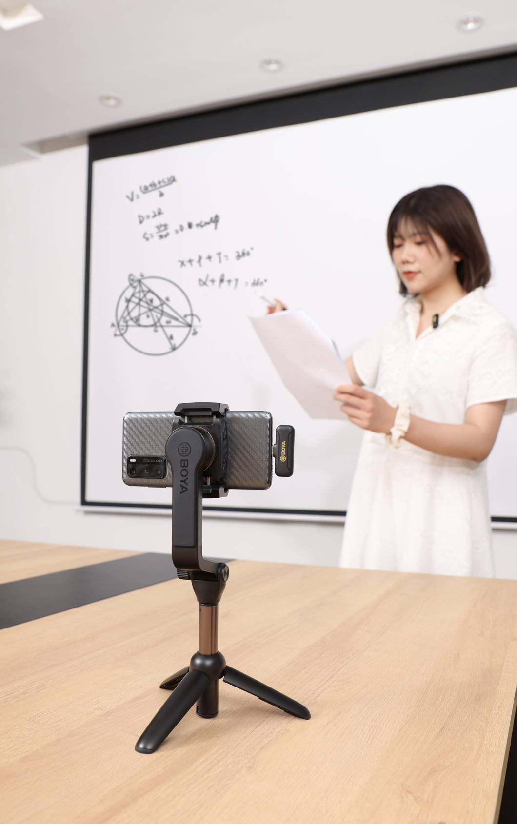 Bezdrátový mikrofon BY-WM3T2-U1 - 2.4G Mini Wireless Microphone - for iOS devices 1+2