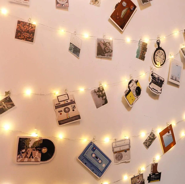 LED šňůra se svítícími kolíčky místo foto rámečků, délka 10 metrů