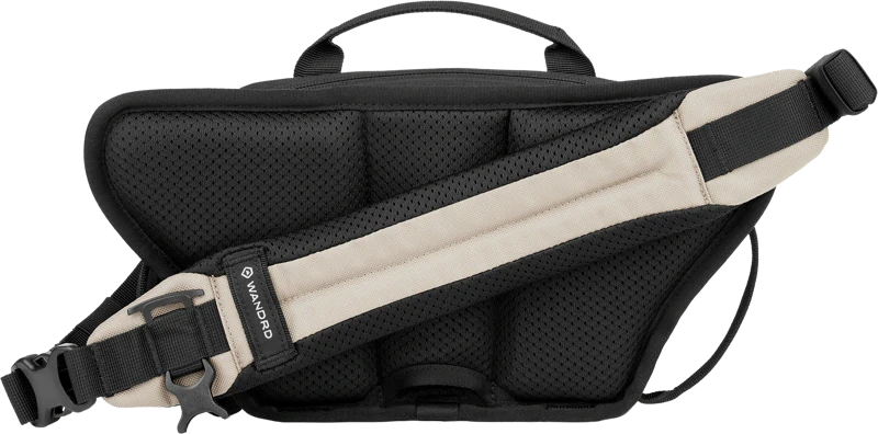 Fotobrašna WANDRD ROGUE Sling 4L Yuma Tan