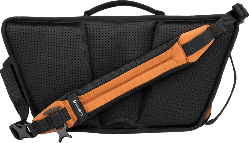 Fotobrašna WANDRD ROGUE Sling 9L Sedona Orange