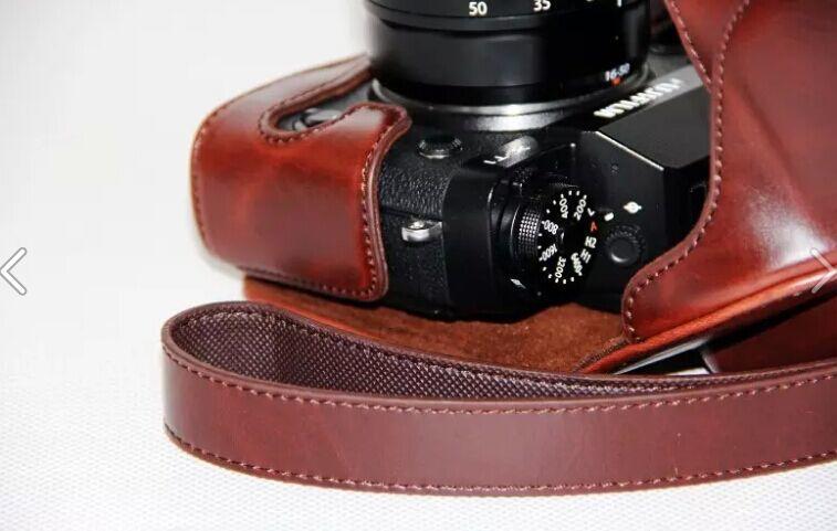 Kožené pouzdro pro FUJIFILM X-T10 / T20 / T30 tmavě hnědé