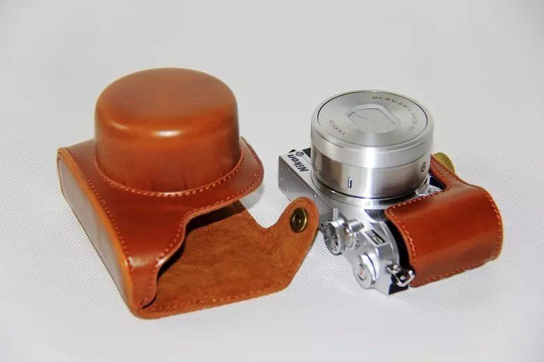 Kožené pouzdro pro NIKON J5 hnědé