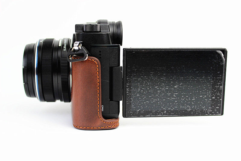 Kožené pouzdro pro OLYMPUS PEN-F tmavě hnědé