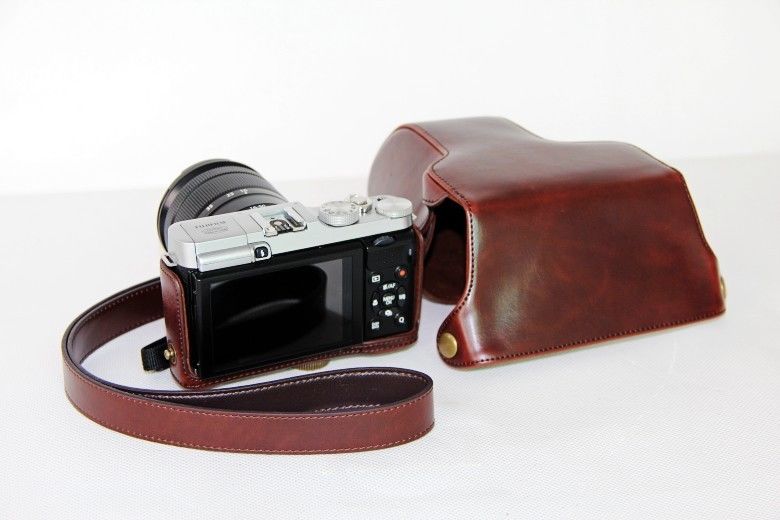 Kožené pouzdro pro FUJIFILM X-A2 tmavě hnědé