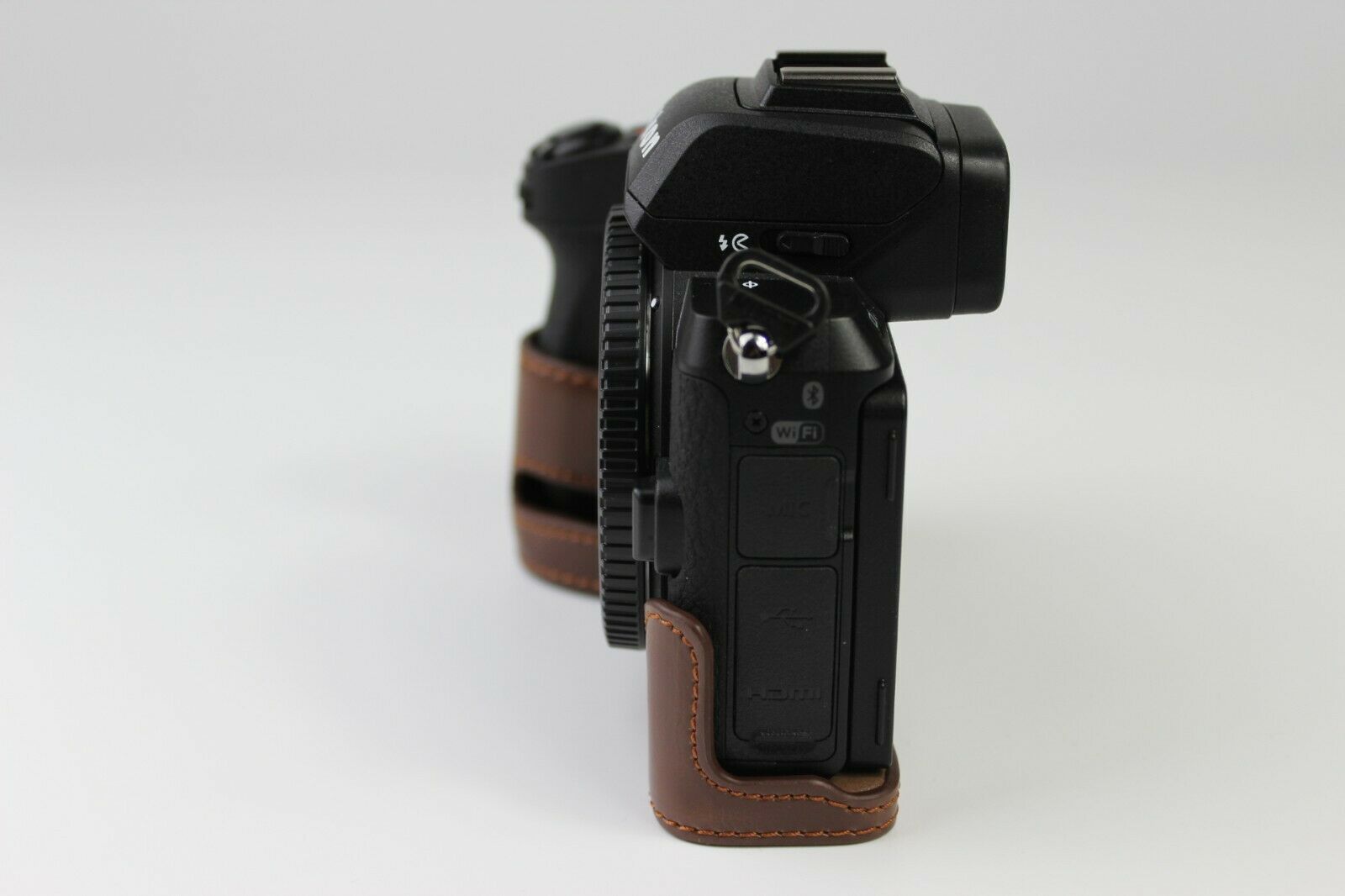 Kožené pouzdro pro Nikon Z 50 tmavě hnědé