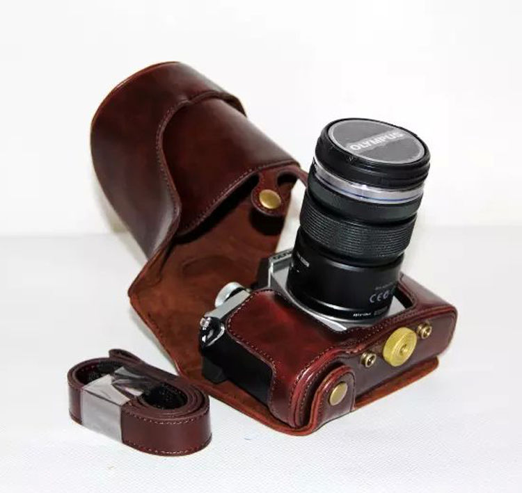 Kožené pouzdro pro OLYMPUS OM-D E-M5 MARK II tmavě hnědé