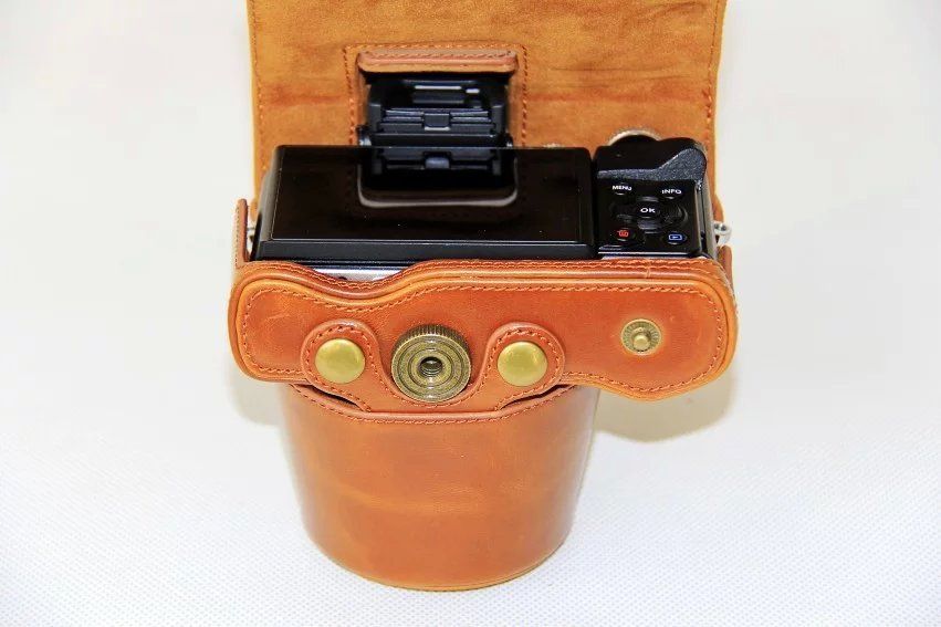 Kožené pouzdro pro OLYMPUS OM-D E-M10 MARK II / III hnědé