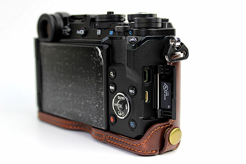 Kožené pouzdro pro OLYMPUS PEN-F tmavě hnědé