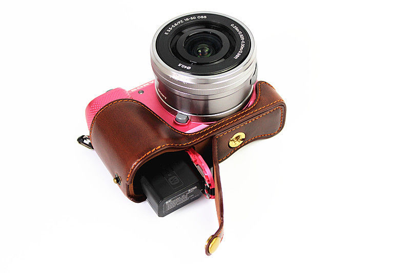 Kožené pouzdro pro SONY ALPHA A5000 / A5100 tmavě hnědé