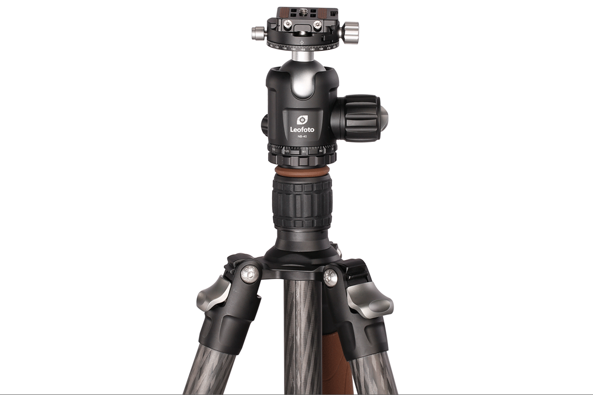 Fotostativ Leofoto Armour LN-284C s hlavou NB40