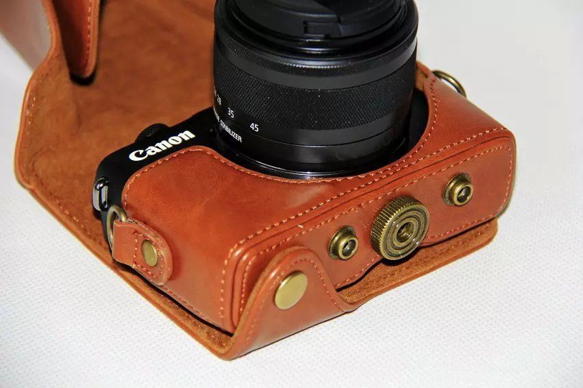 Kožené pouzdro pro CANON EOS M10 hnědé