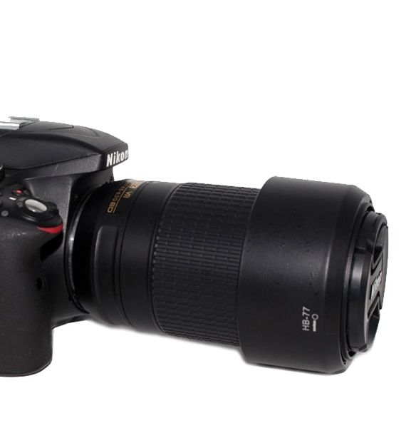 Sluneční clona pro Nikon HB-77