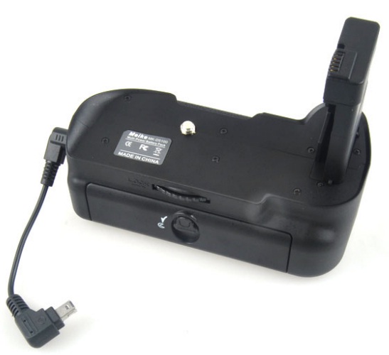 Bateriový grip pro NIKON D5100 / D5200 / D5300 Battery grip