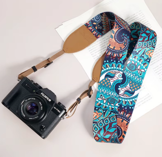 Široký designový foto popruh Lynca 35