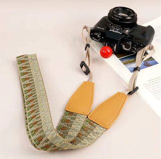 Oboustranný Prošívaný designový foto popruh Lynca 41