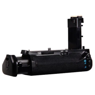Bateriový grip MEIKE pro CANON EOS 7D Mark II Battery Grip BG-E16