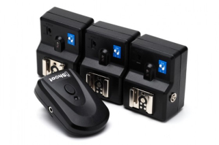 Univerzální bezdrátový odpalovač blesků s 3x přijímači iSHOOT PT-04