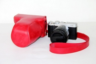Kožené pouzdro pro FUJIFILM X-A2 červené