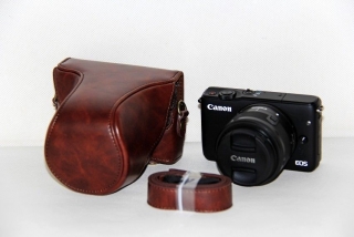 Kožené pouzdro pro Canon M100 tmavě hnědé