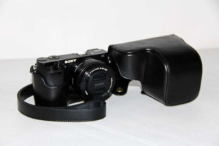 Kožené pouzdro pro fotoaparát Sony Alpha A6100 černé