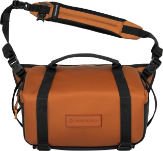 Fotobrašna WANDRD ROGUE Sling 9L Sedona Orange